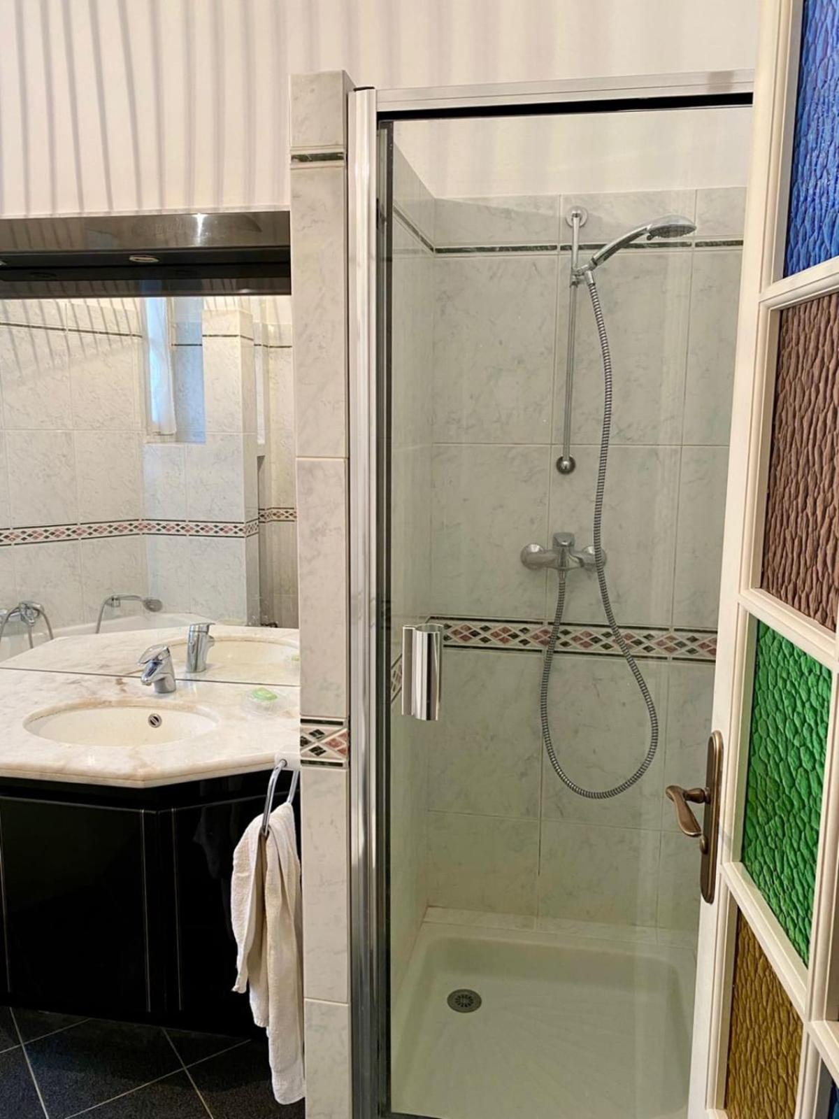 Apartment Spacious Near The Eiffel Tower