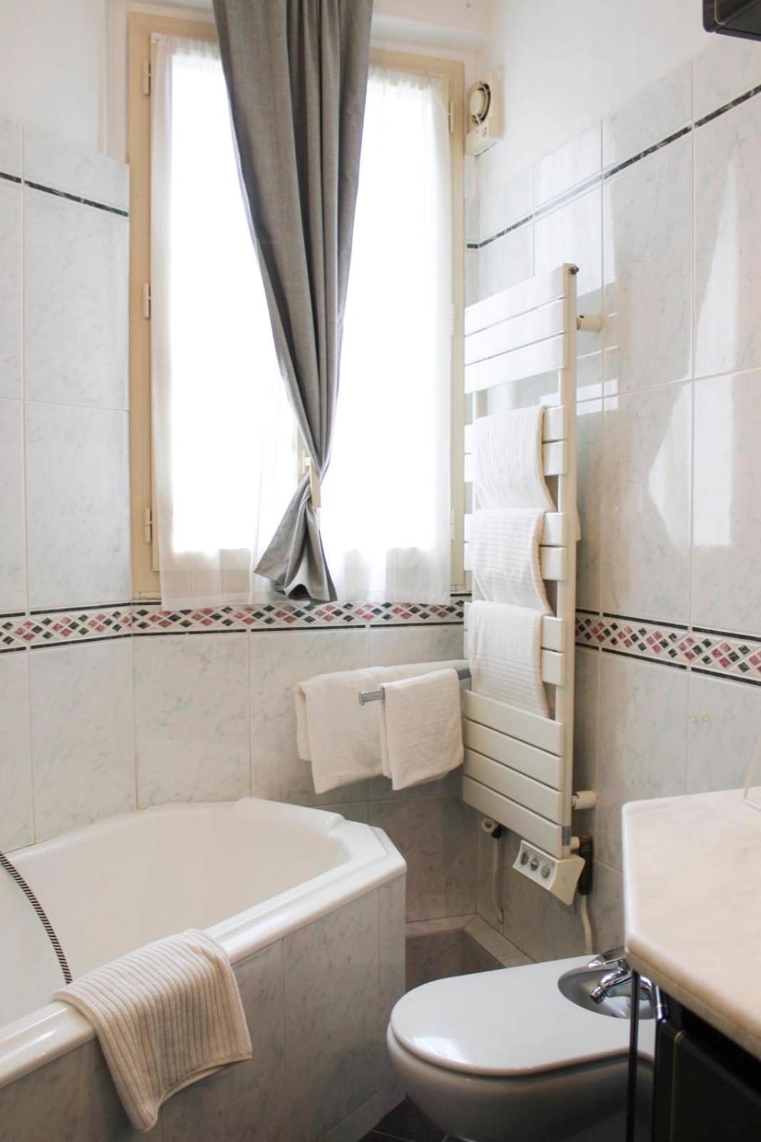 Apartment Lovely Flat Close To Eiffel Tower